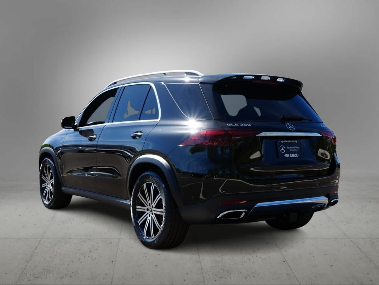 Thumbnail: 2026 Mercedes-Benz GLE - 8