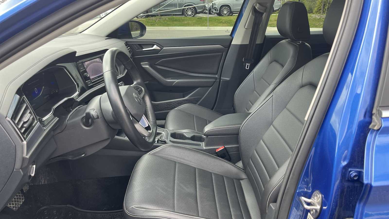 Thumbnail: 2023 Volkswagen Jetta - 14