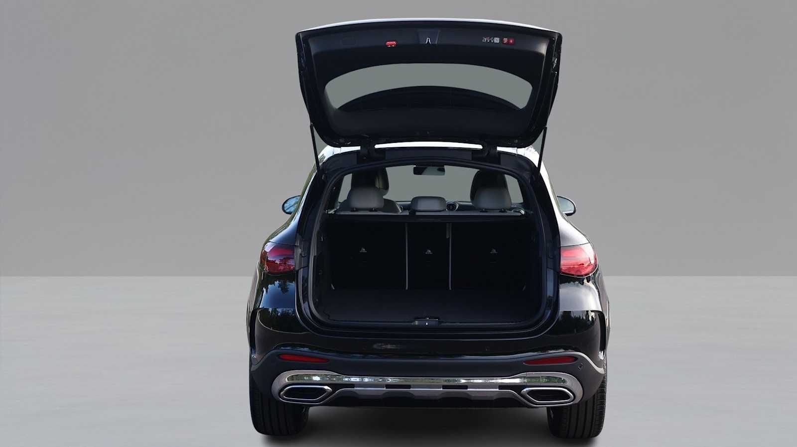 Thumbnail: 2026 Mercedes-Benz GLC - 15