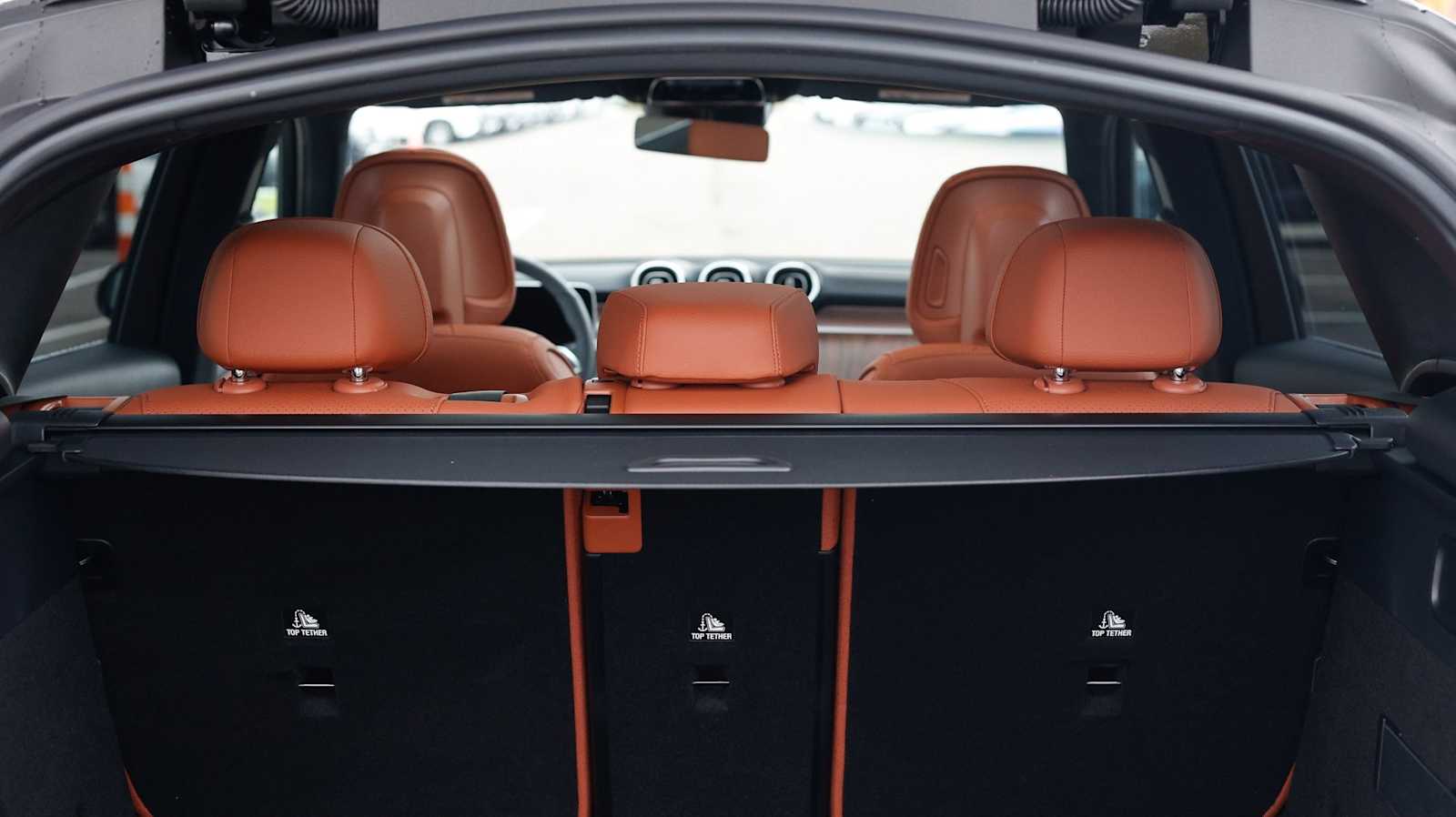 Thumbnail: 2026 Mercedes-Benz GLC - 31