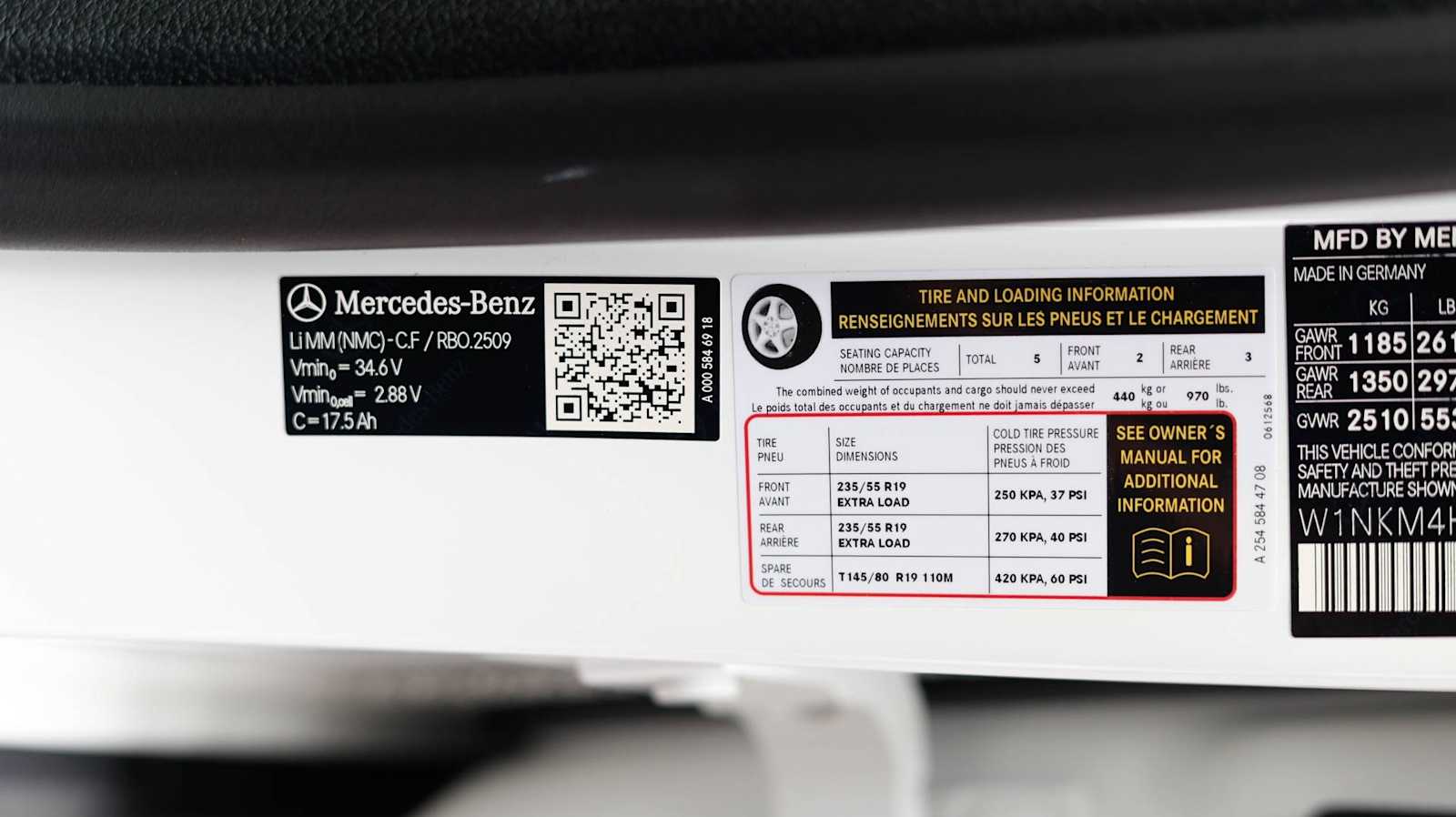 Thumbnail: 2026 Mercedes-Benz GLC - 38