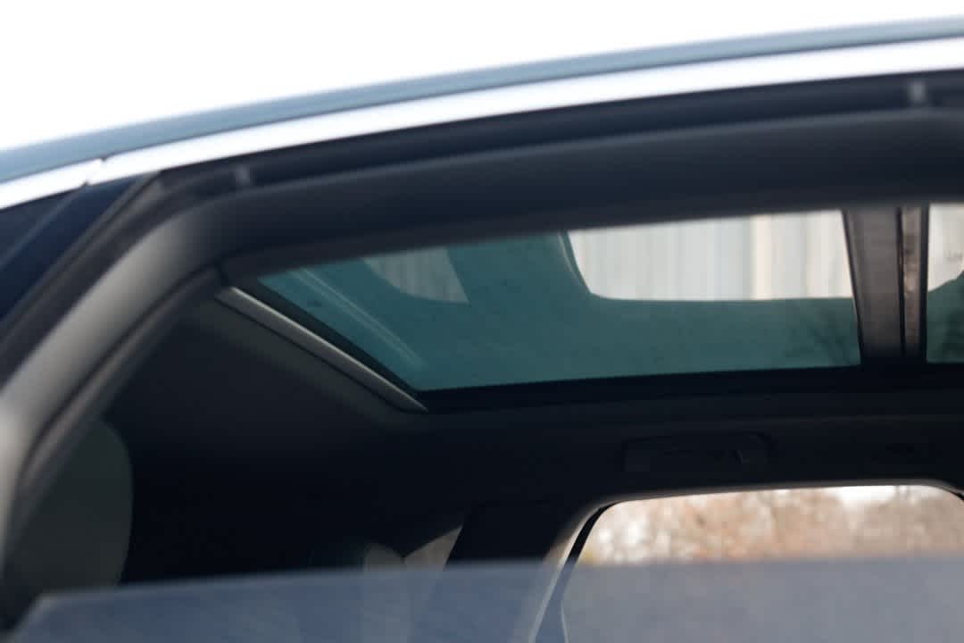 Thumbnail: 2020 Porsche Cayenne - 37