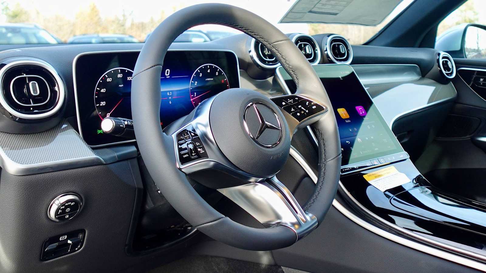Thumbnail: 2026 Mercedes-Benz GLC - 33