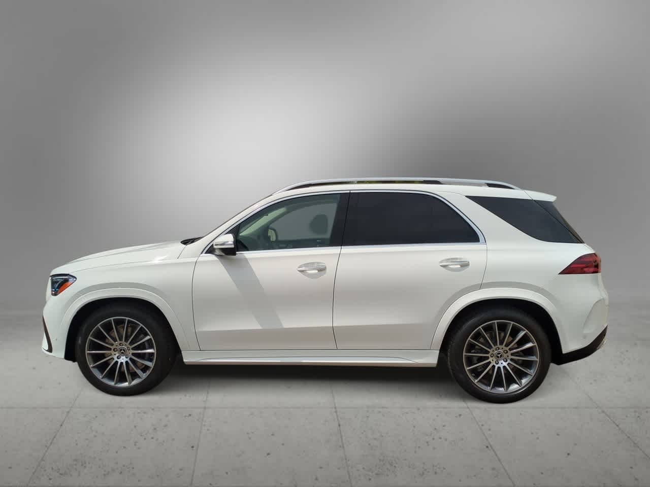 Thumbnail: 2026 Mercedes-Benz GLE - 5