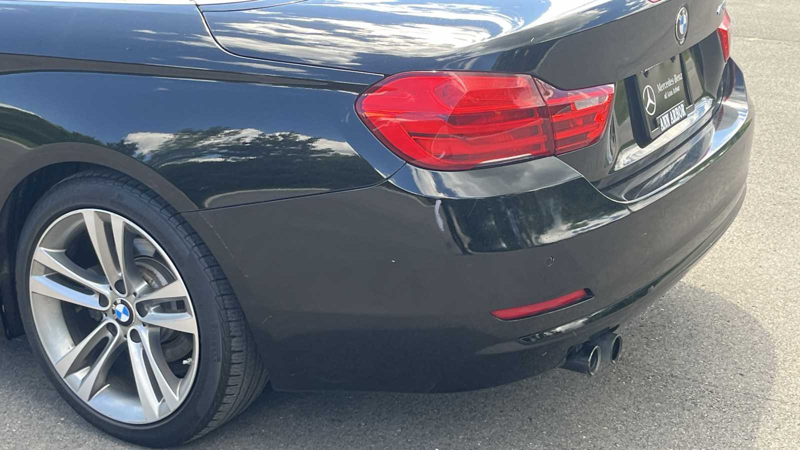 Thumbnail: 2015 BMW 4 Series - 45