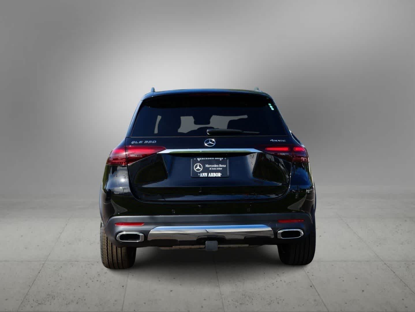 Thumbnail: 2026 Mercedes-Benz GLC - 6