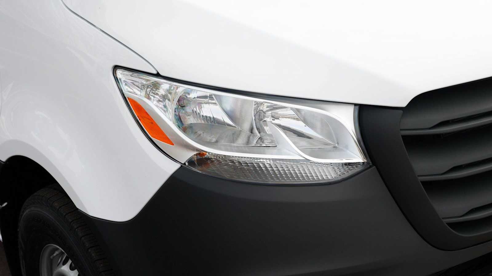 Thumbnail: 2026 Mercedes-Benz Sprinter - 12