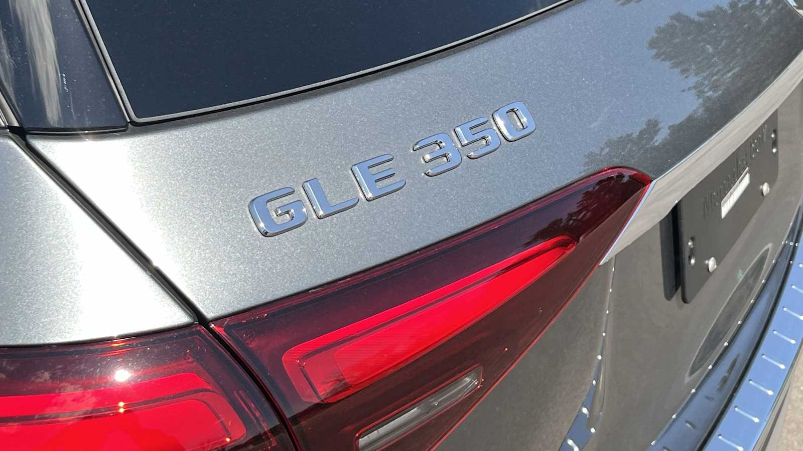 Thumbnail: 2026 Mercedes-Benz GLE - 25