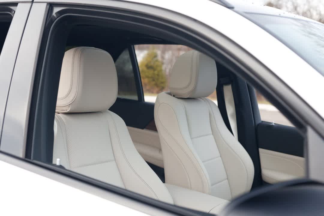 Thumbnail: 2026 Mercedes-Benz GLE - 9