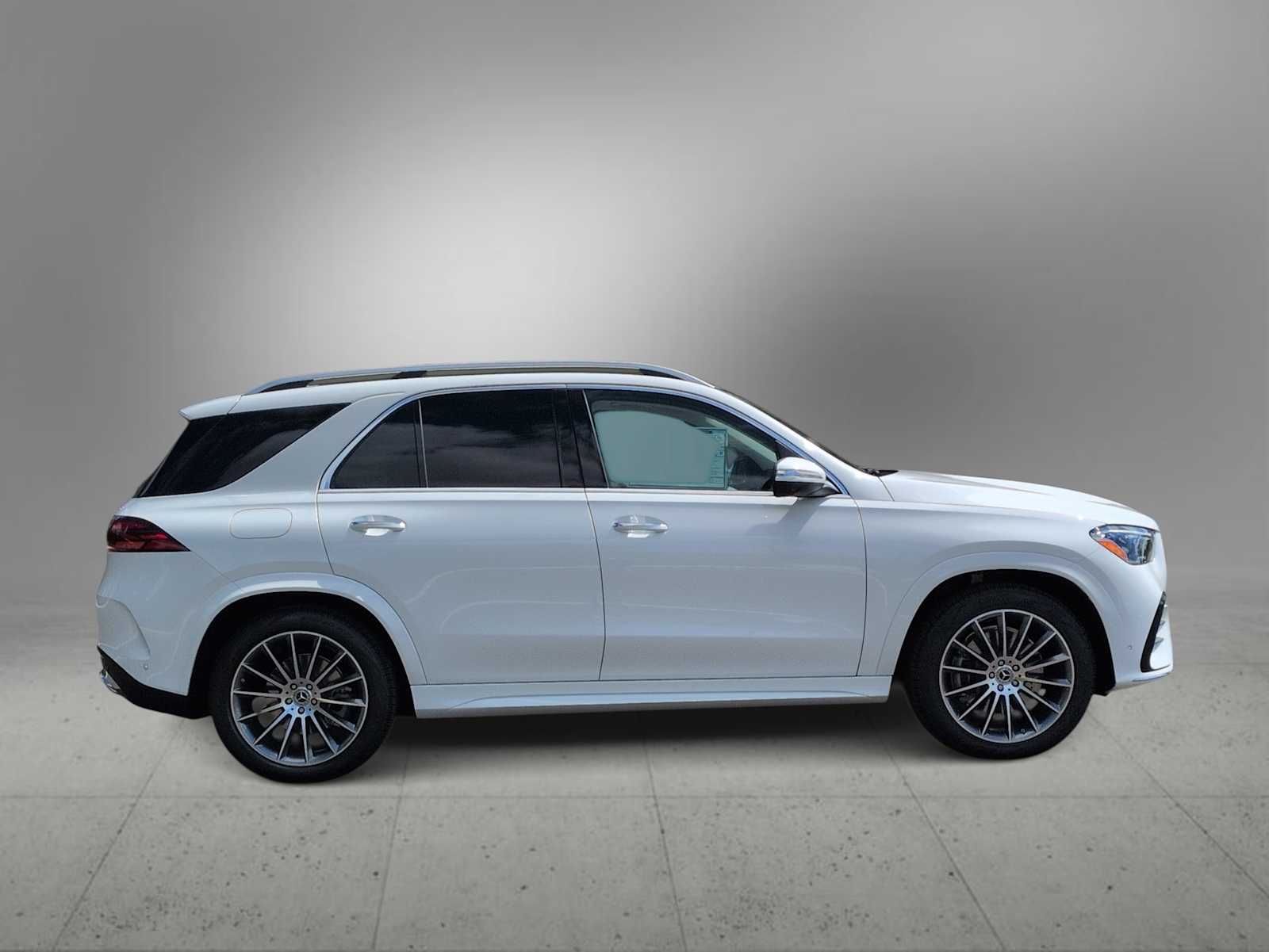 Thumbnail: 2026 Mercedes-Benz GLE - 9