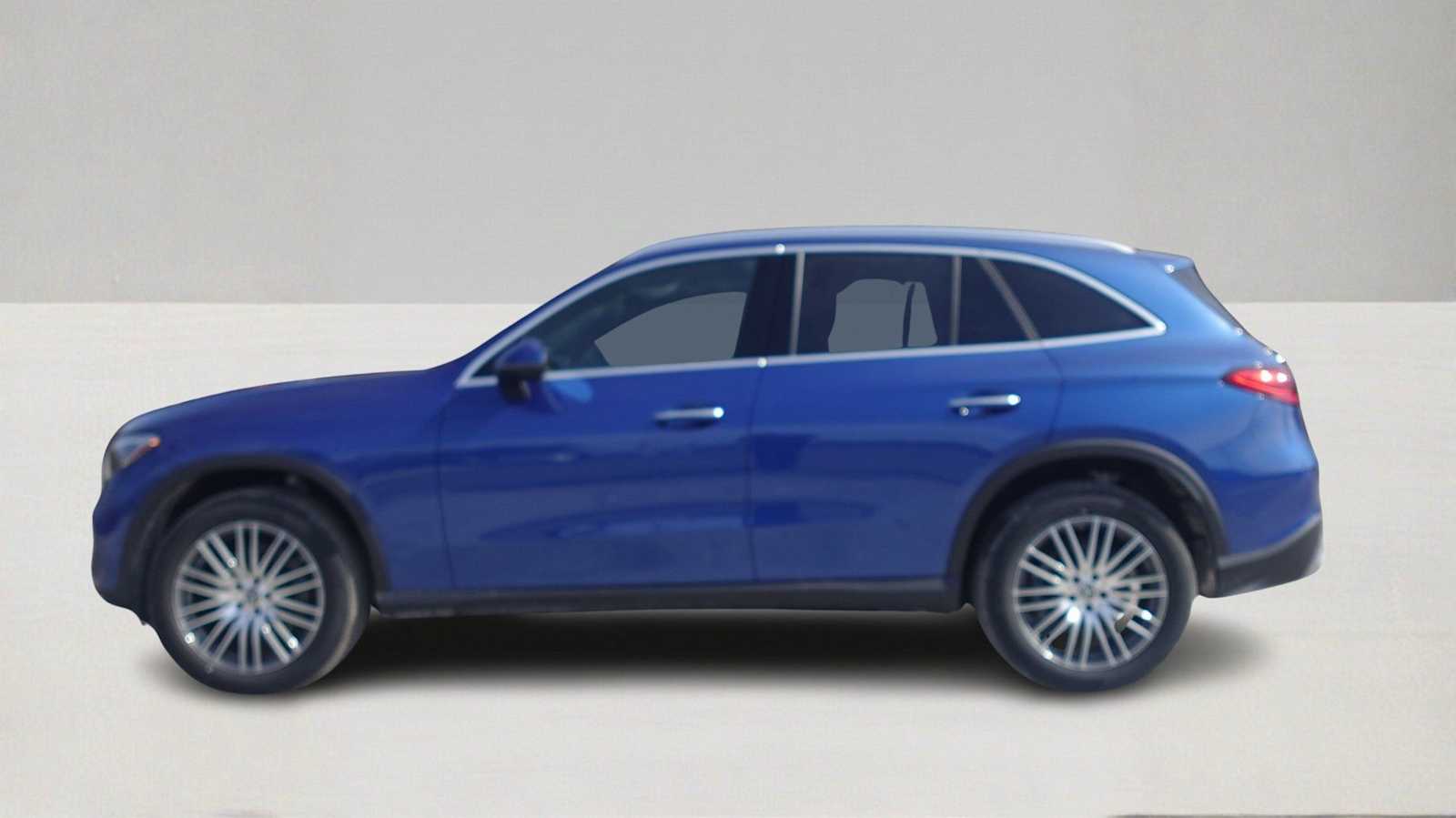 Thumbnail: 2026 Mercedes-Benz GLC - 8