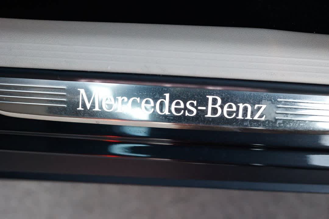 Thumbnail: 2022 Mercedes-Benz GLC - 29