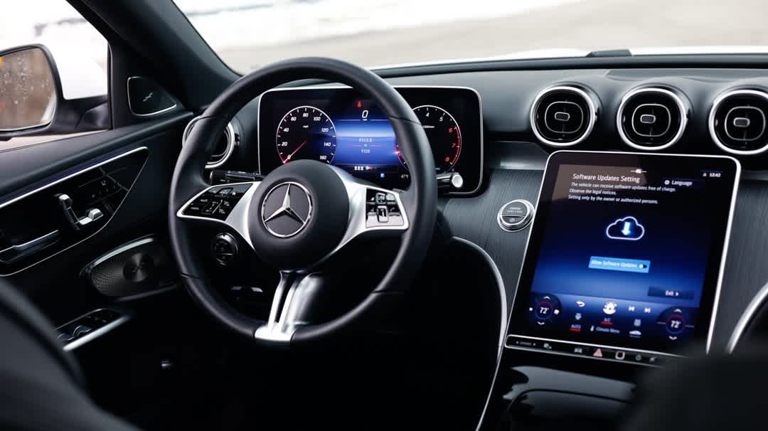 Thumbnail: 2024 Mercedes-Benz C-Class - 22