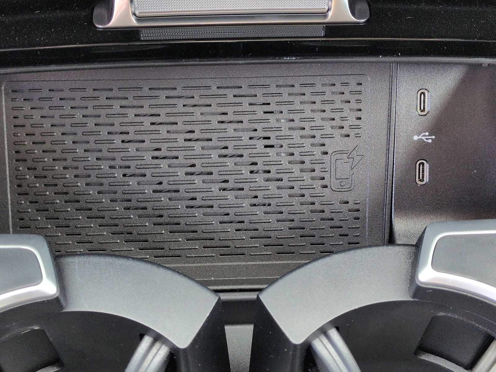 Thumbnail: 2025 Mercedes-Benz GLE - 33