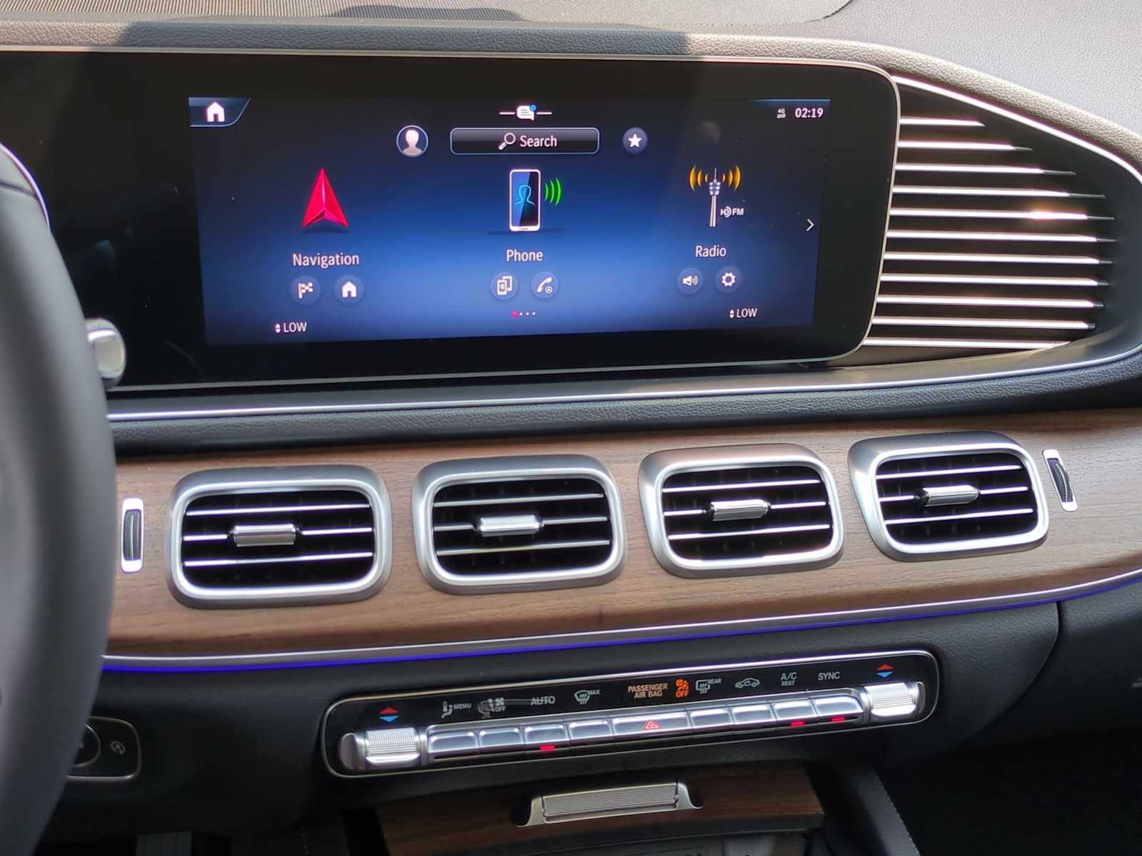 Thumbnail: 2025 Mercedes-Benz GLE - 30