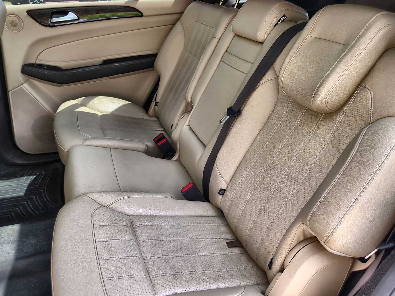 Thumbnail: 2018 Mercedes-Benz GLS - 21