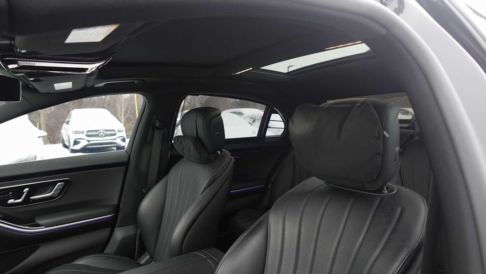 Thumbnail: 2022 Mercedes-Benz S-Class - 21