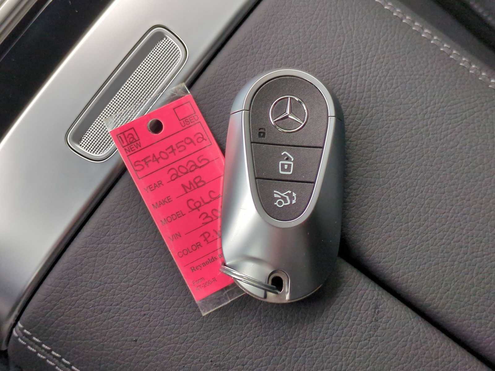 Thumbnail: 2025 Mercedes-Benz GLC - 37