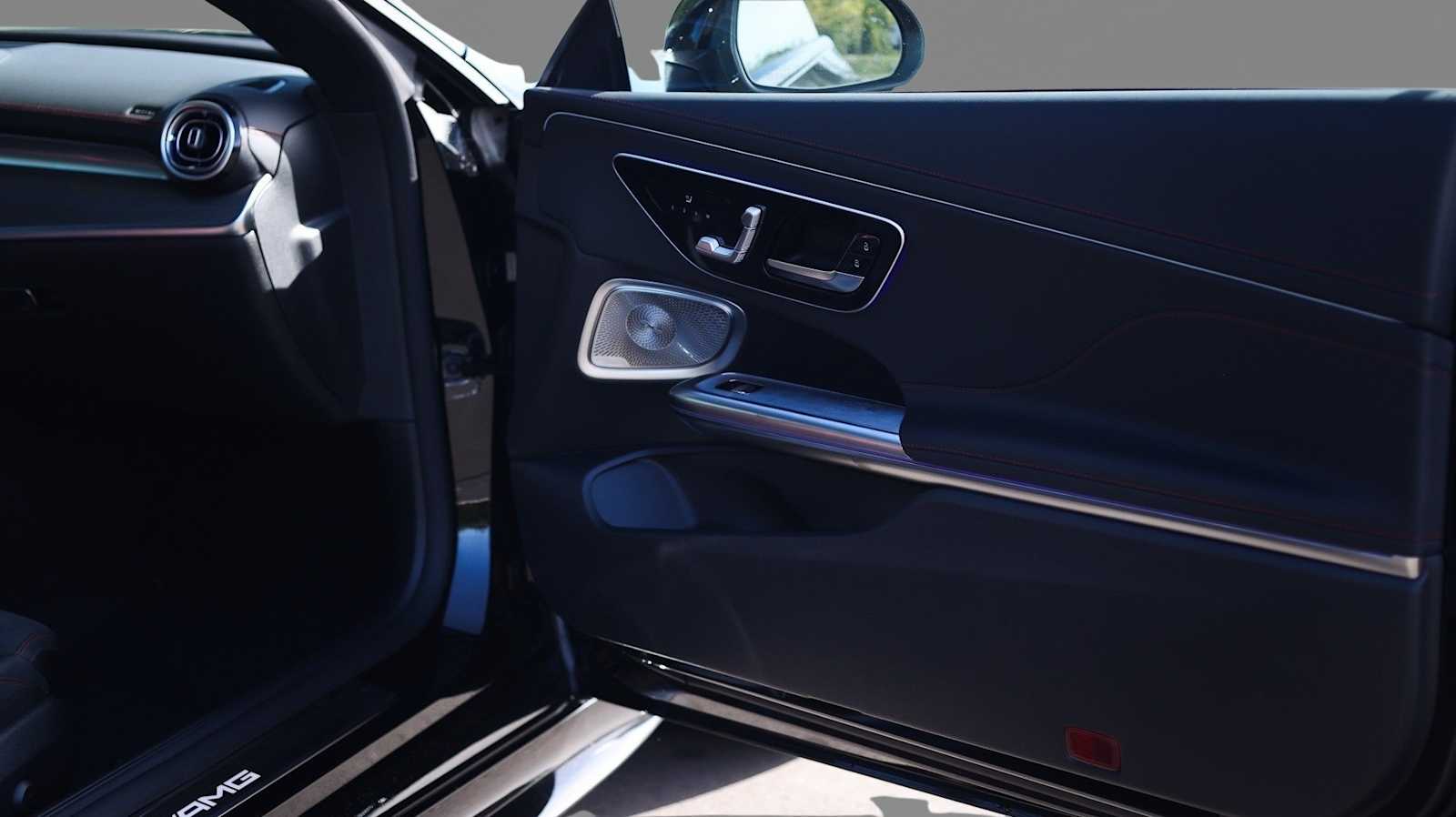 Thumbnail: 2026 Mercedes-Benz CLE - 19