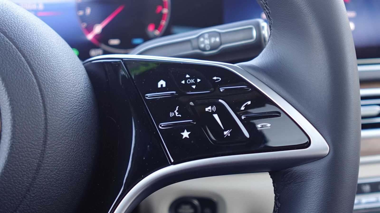 Thumbnail: 2026 Mercedes-Benz GLE - 29