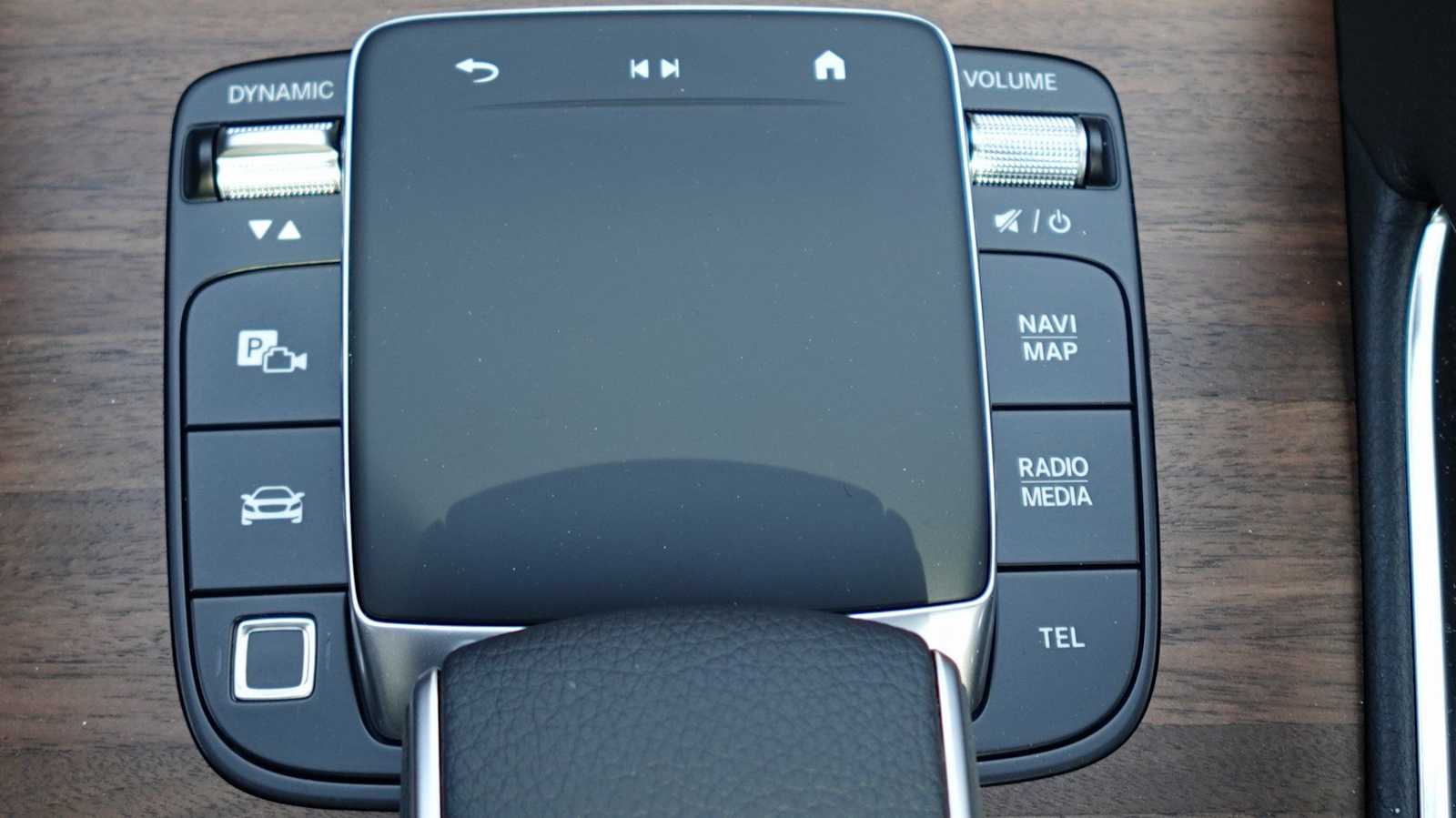 Thumbnail: 2026 Mercedes-Benz GLE - 36