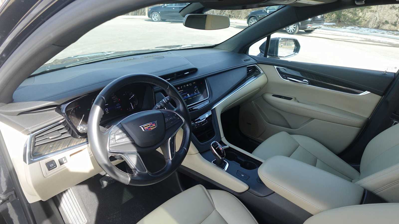 Thumbnail: 2019 Cadillac XT5 - 16