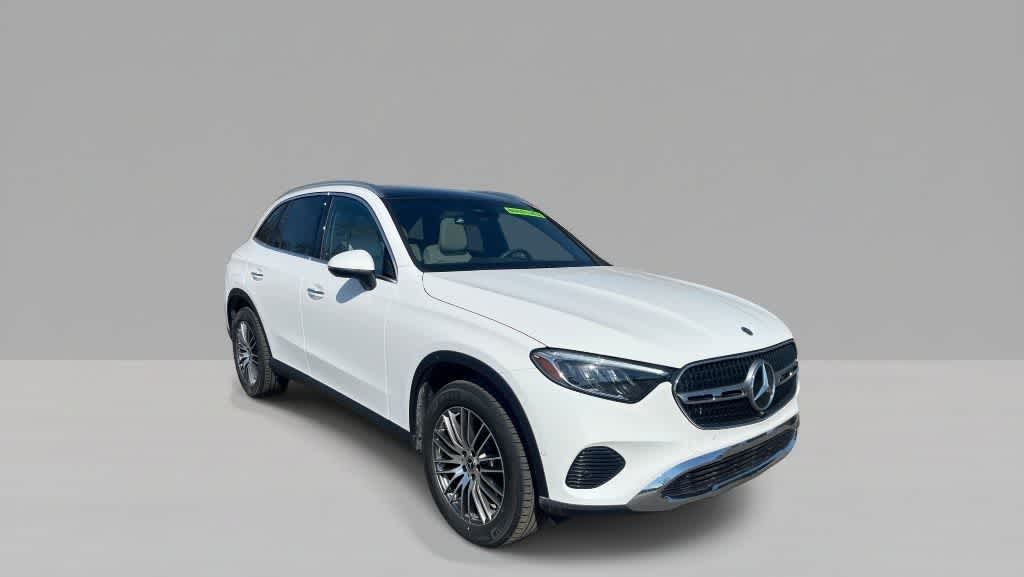 Thumbnail: 2026 Mercedes-Benz GLC - 2