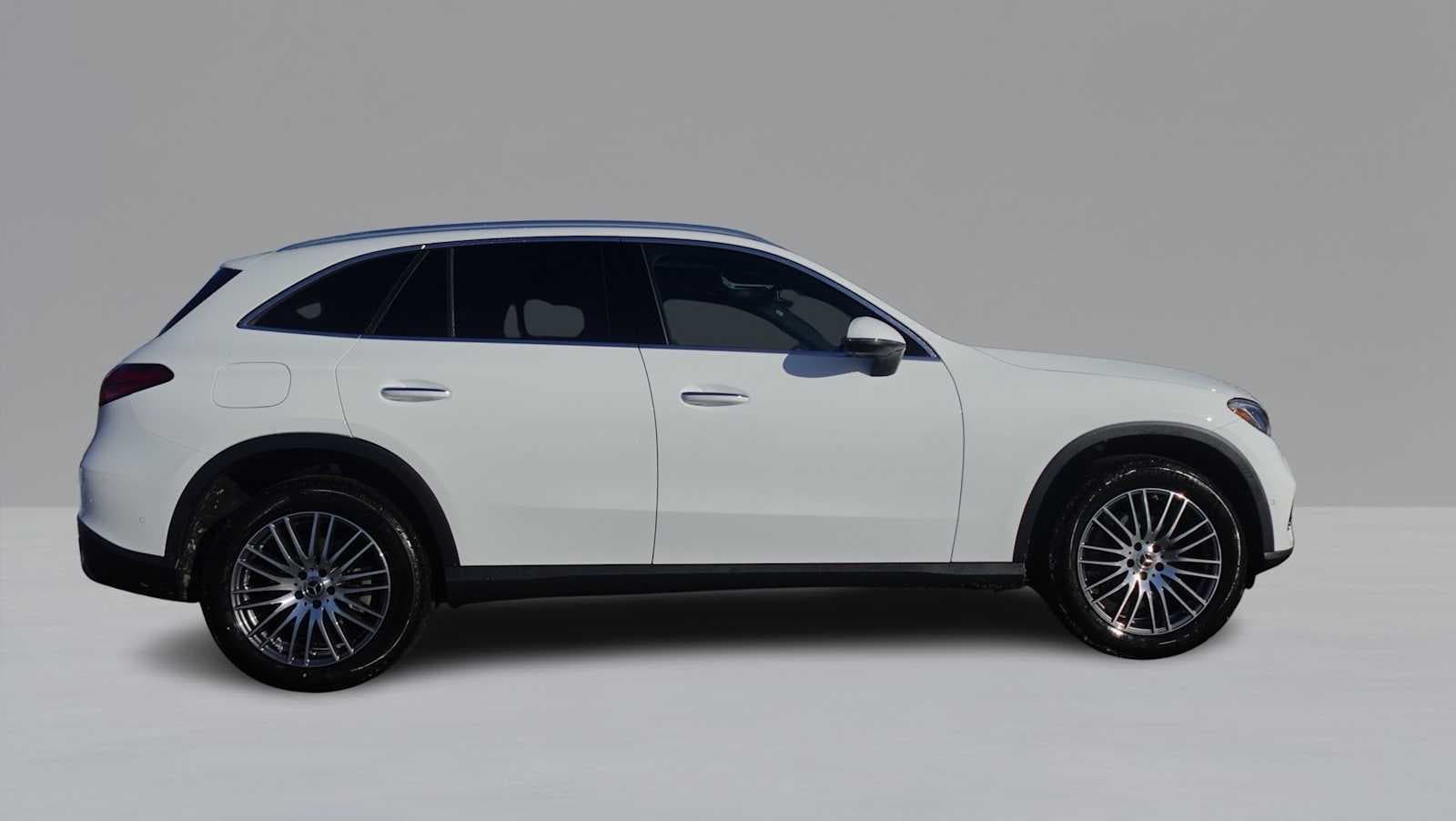 Thumbnail: 2026 Mercedes-Benz GLC - 4