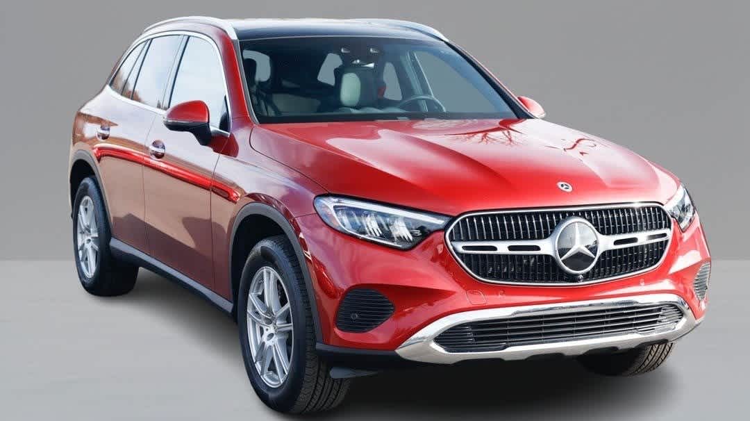 2023 Mercedes Benz GLC 300 4MATIC photo 3