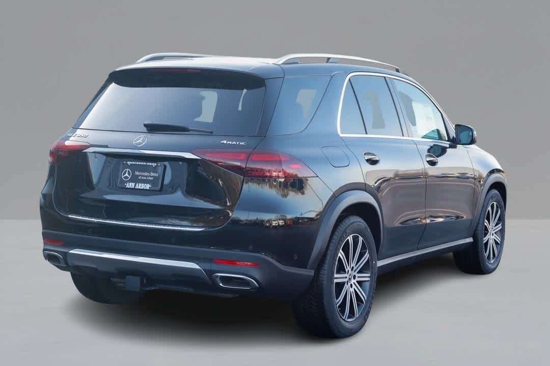 Thumbnail: 2026 Mercedes-Benz GLE - 5