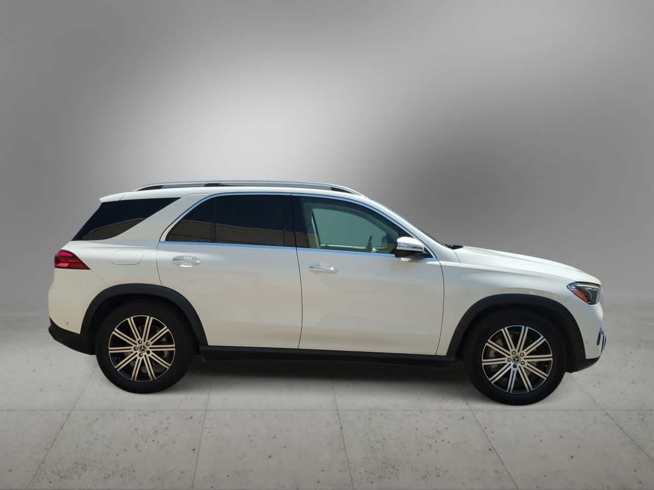Thumbnail: 2024 Mercedes-Benz GLE - 9