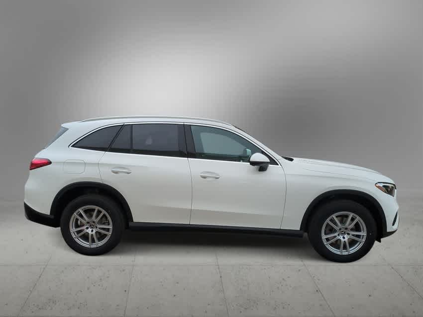 Thumbnail: 2025 Mercedes-Benz GLC - 9