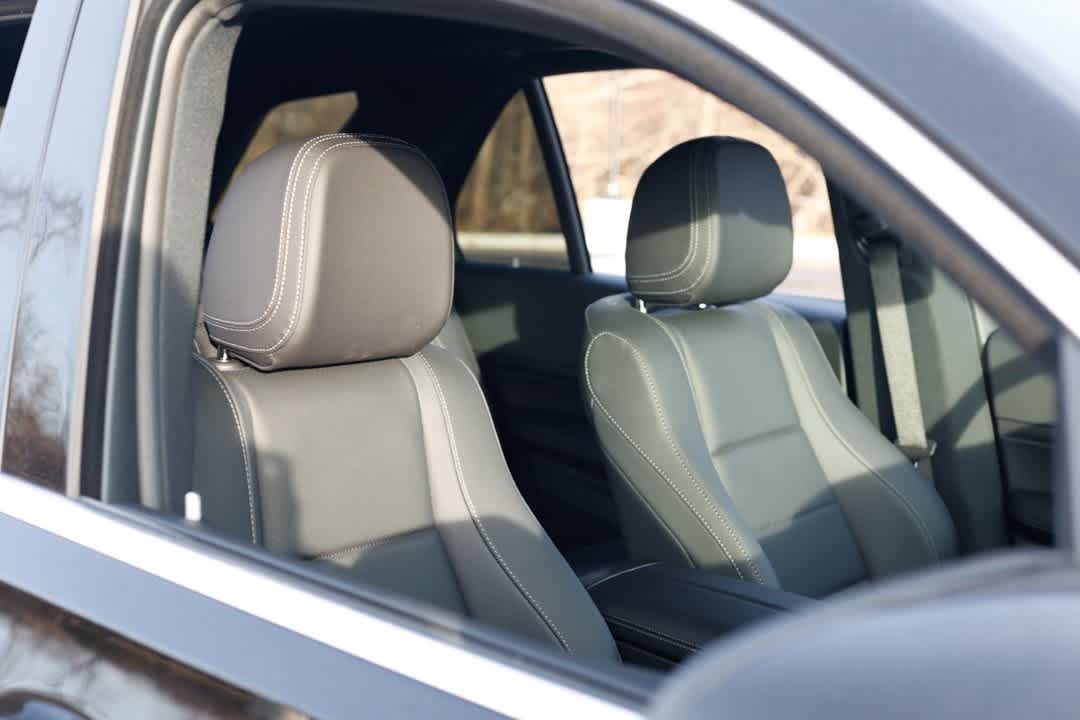 Thumbnail: 2026 Mercedes-Benz GLE - 20