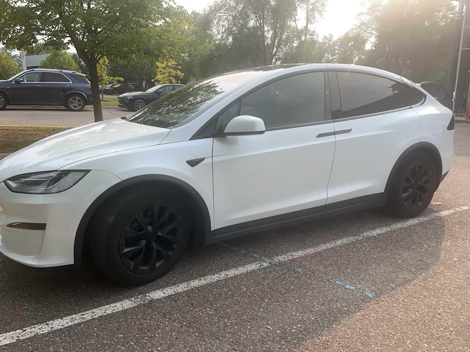 Thumbnail: 2023 Tesla Model X - 2