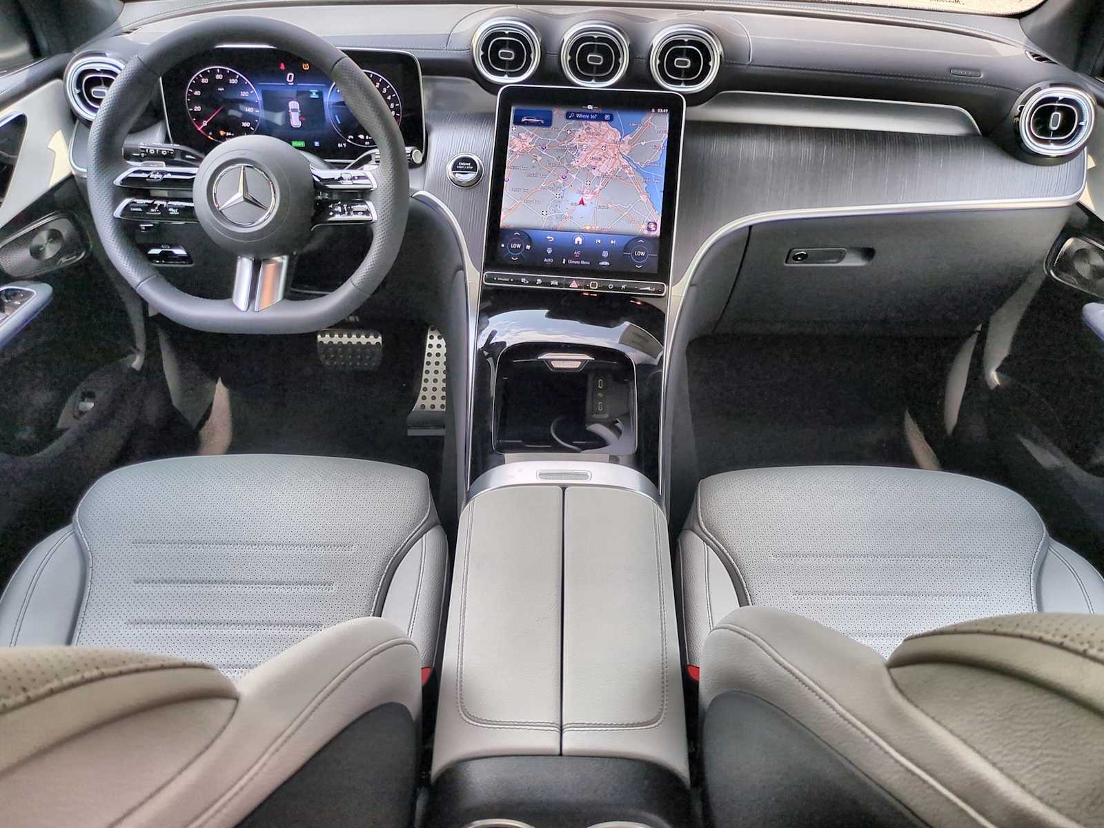 Thumbnail: 2025 Mercedes-Benz GLC - 16