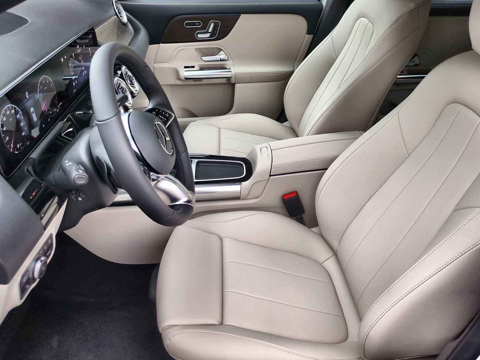 Thumbnail: 2026 Mercedes-Benz GLA - 16