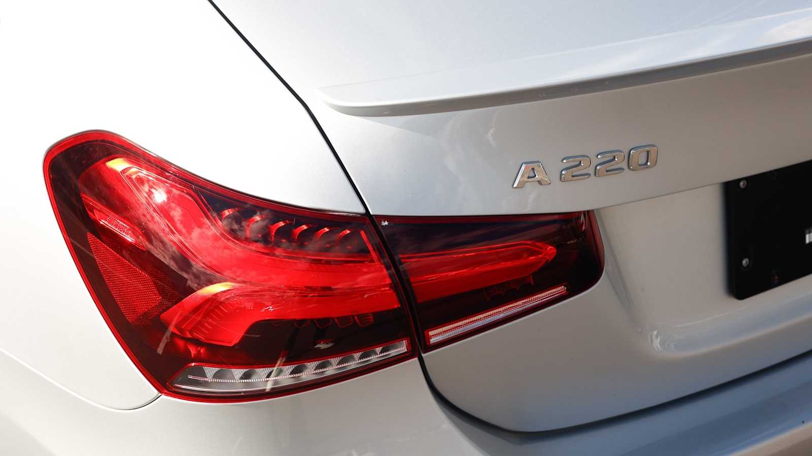 Thumbnail: 2022 Mercedes-Benz A-Class - 12