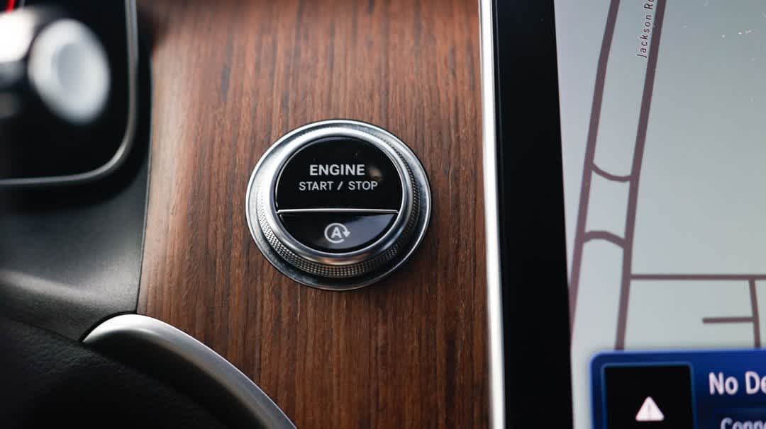 Thumbnail: 2023 Mercedes-Benz GLC - 30