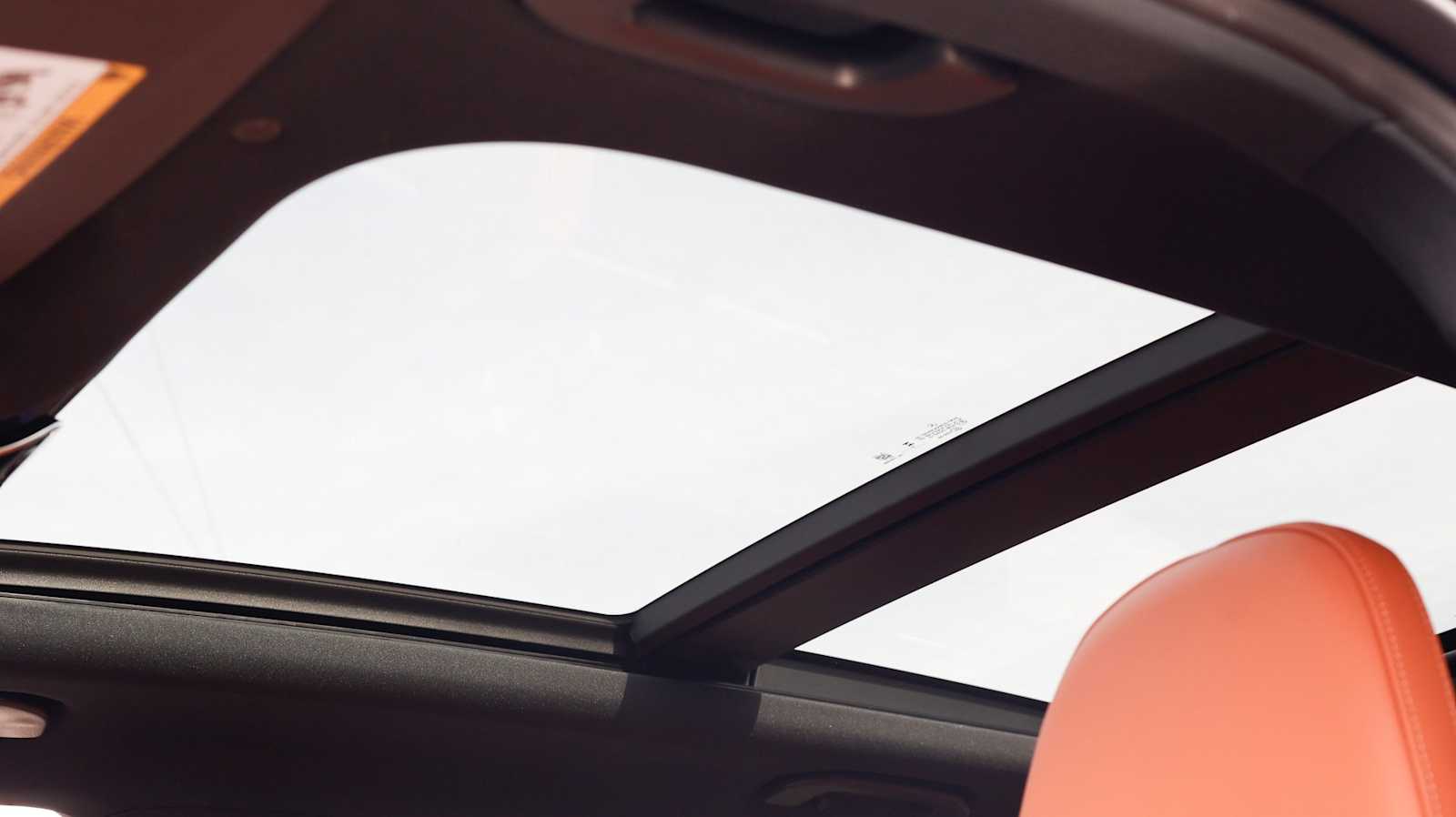 Thumbnail: 2026 Mercedes-Benz GLC - 27