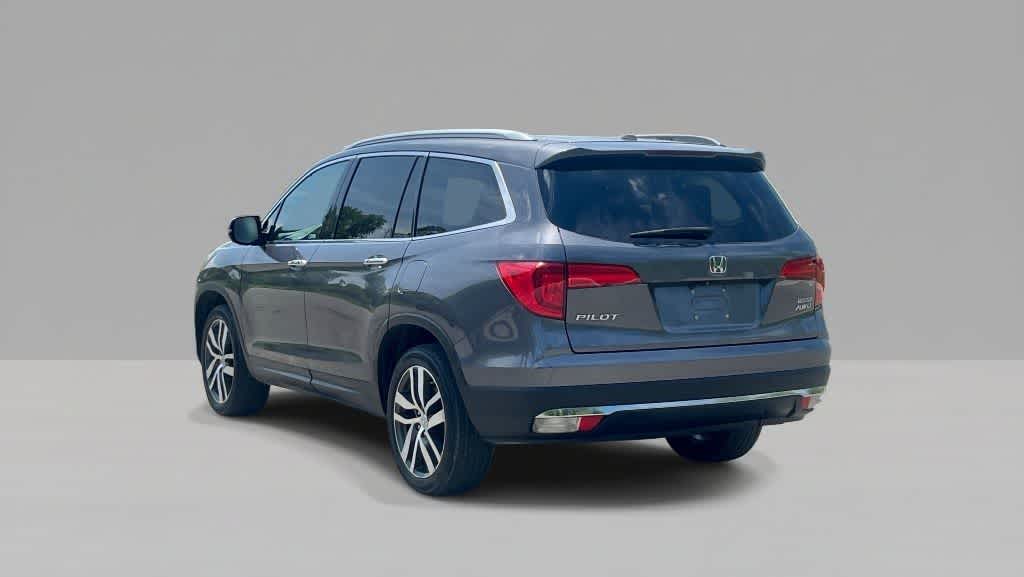 Thumbnail: 2017 Honda Pilot - 6