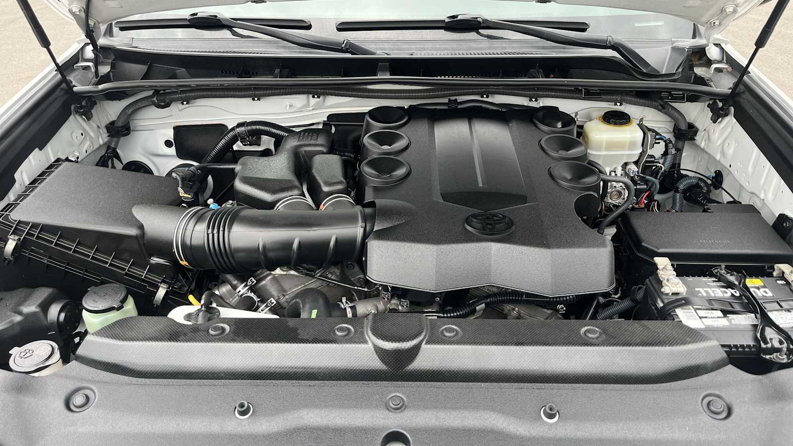 Thumbnail: 2015 Toyota 4Runner - 26