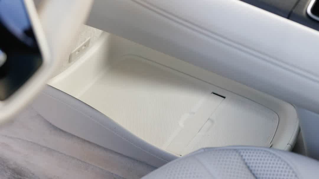 Thumbnail: 2023 Mercedes-Benz EQS - 38