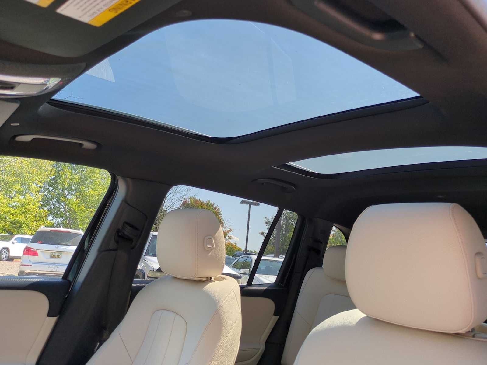 Thumbnail: 2025 Mercedes-Benz GLB - 20