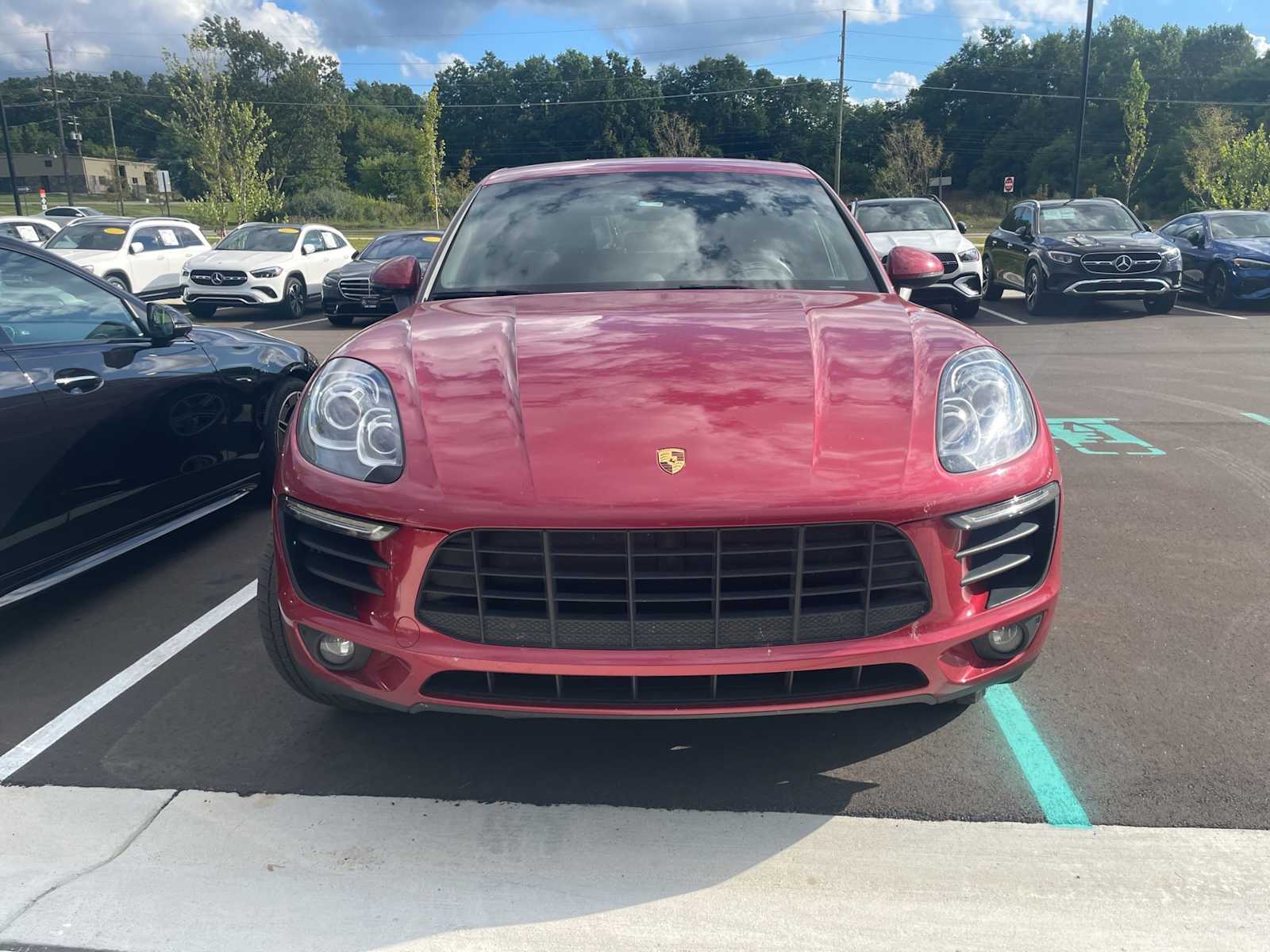 Thumbnail: 2015 Porsche Macan - 2