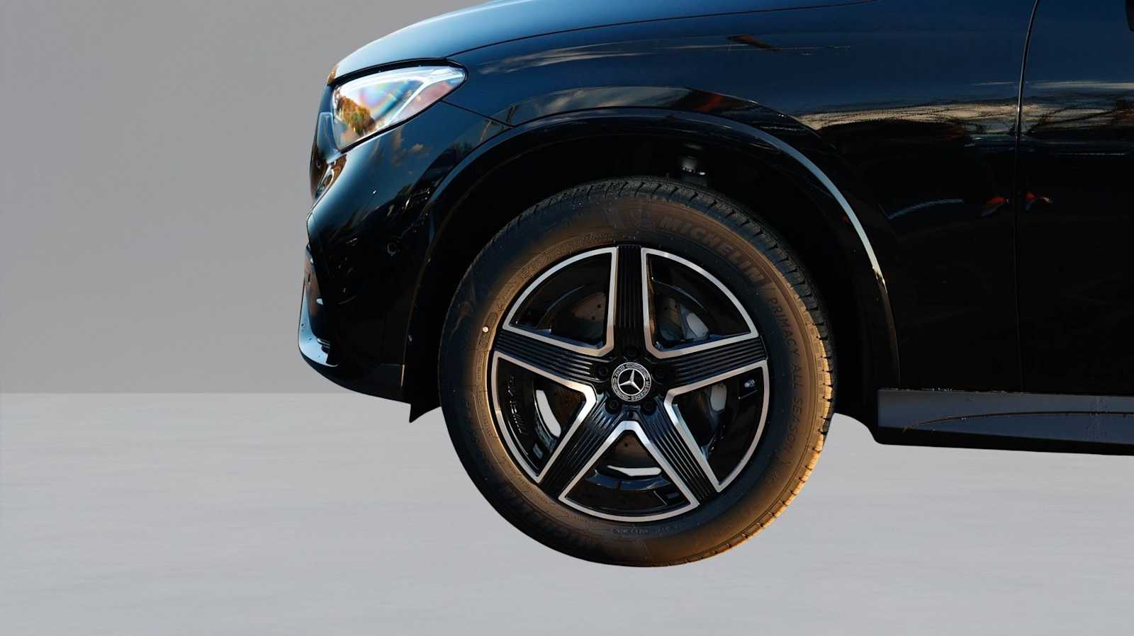 Thumbnail: 2026 Mercedes-Benz GLC - 8