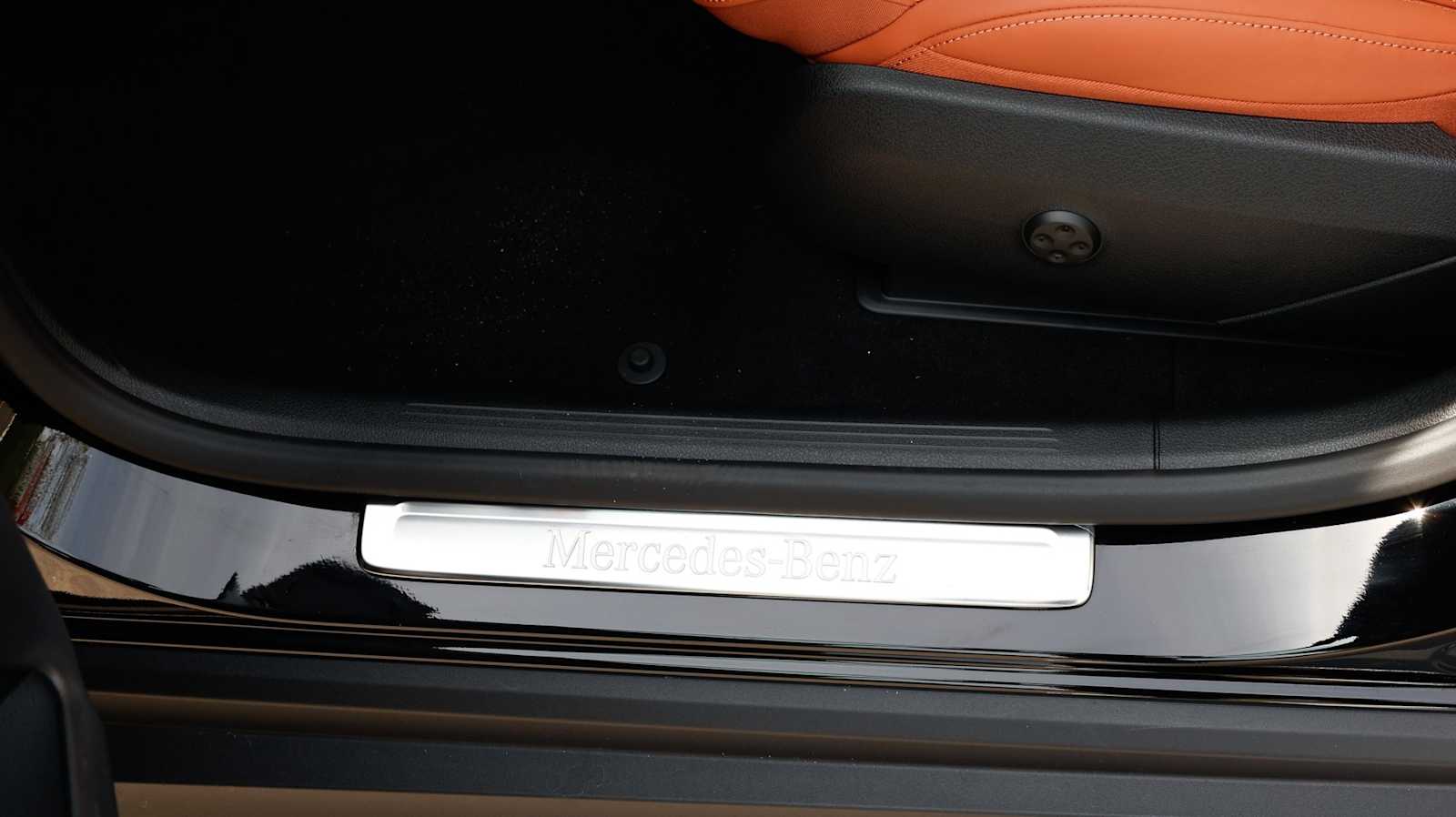 Thumbnail: 2026 Mercedes-Benz GLC - 21