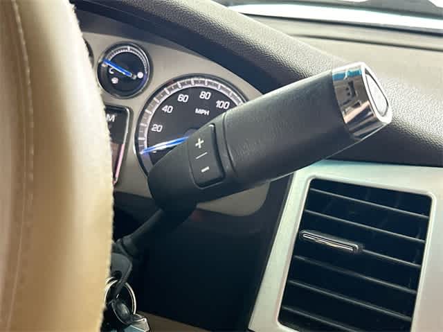Thumbnail: 2011 Cadillac Escalade - 24