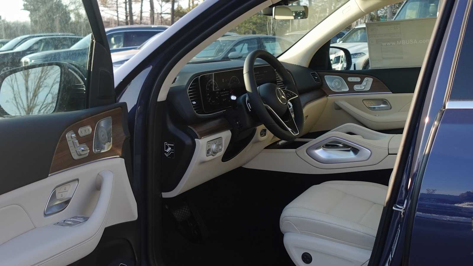 Thumbnail: 2026 Mercedes-Benz GLE - 20