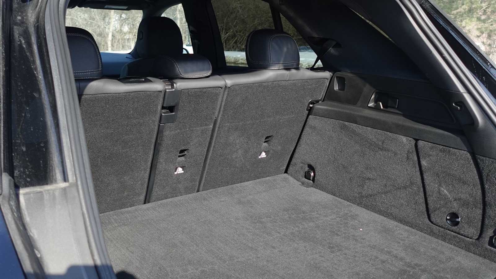 Thumbnail: 2026 Mercedes-Benz GLE - 19