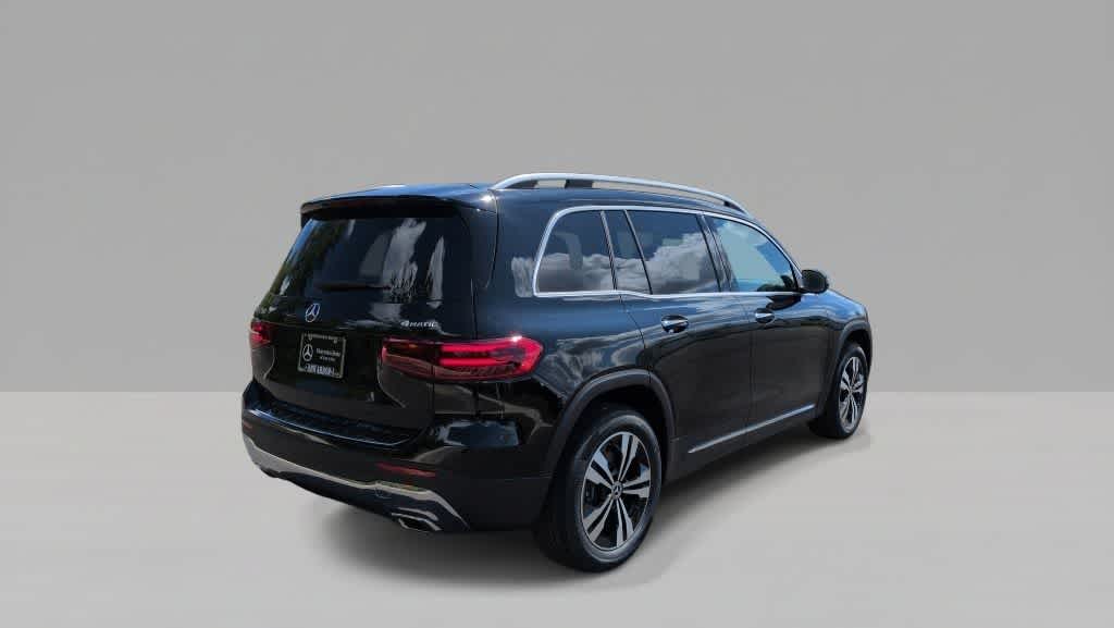Thumbnail: 2026 Mercedes-Benz GLB - 8